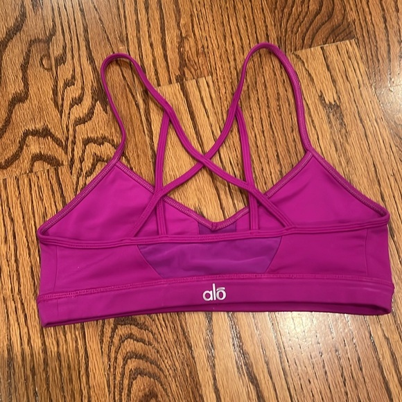 Alo Yoga Goddess Pink / Magenta Cross Back Sports Bra with Mesh Size Small - Picture 3 of 5